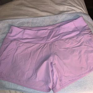 lululemon sz 8 shorts pale lavender/pink